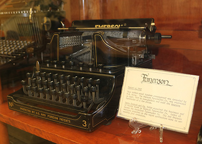Photo of the Emerson typewriter from the Updegraff Typewriter Collection